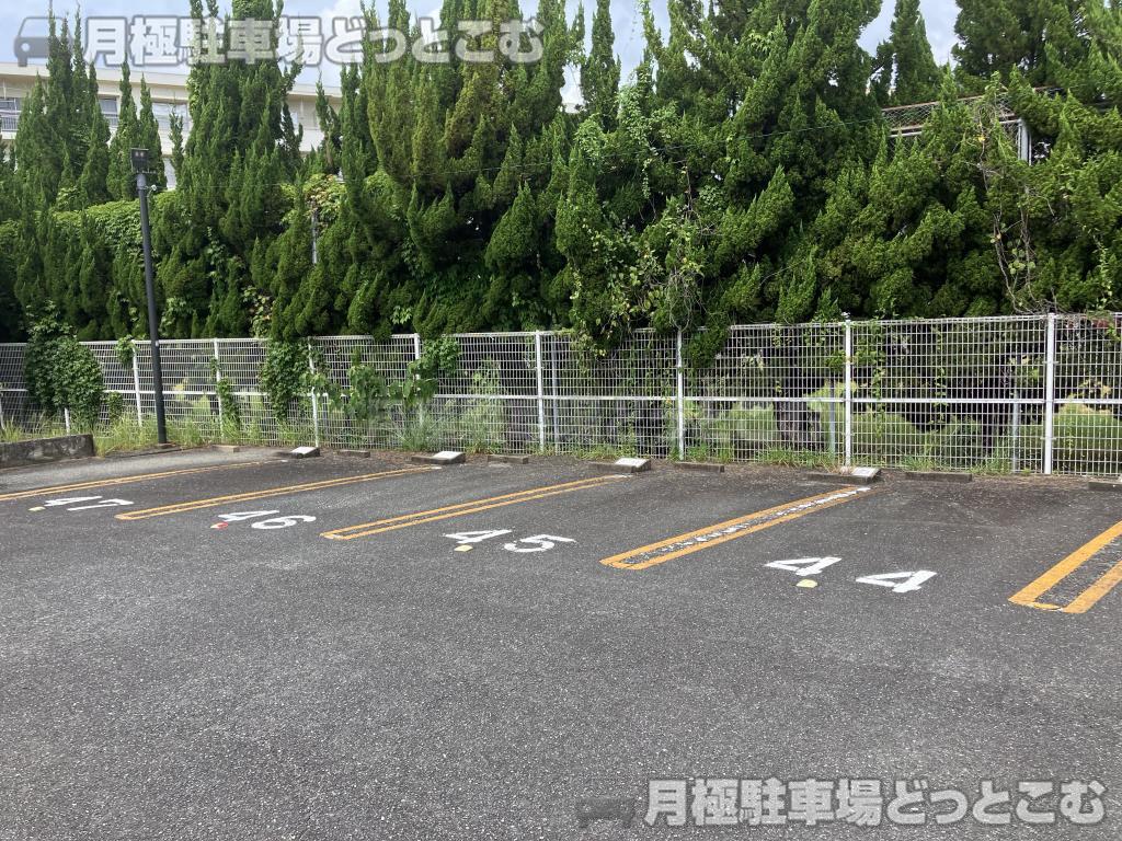 福岡市城南区金山団地の月極駐車場7