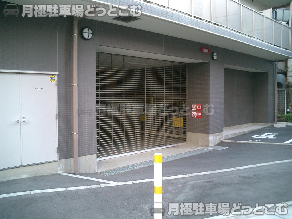 大田区蒲田5-21-5の月極駐車場1