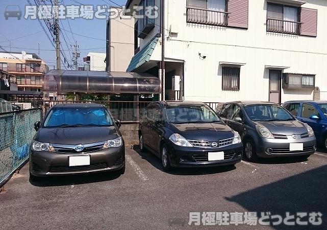名古屋市中村区草薙町3丁目68の月極駐車場3