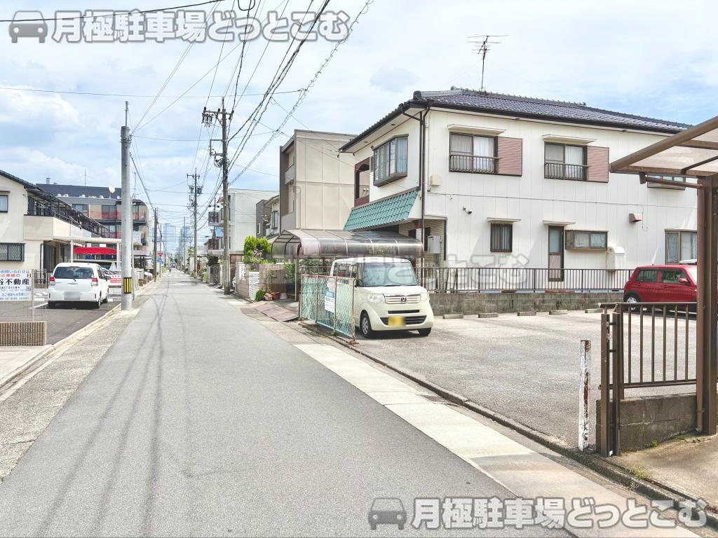 名古屋市中村区草薙町3丁目68の月極駐車場9