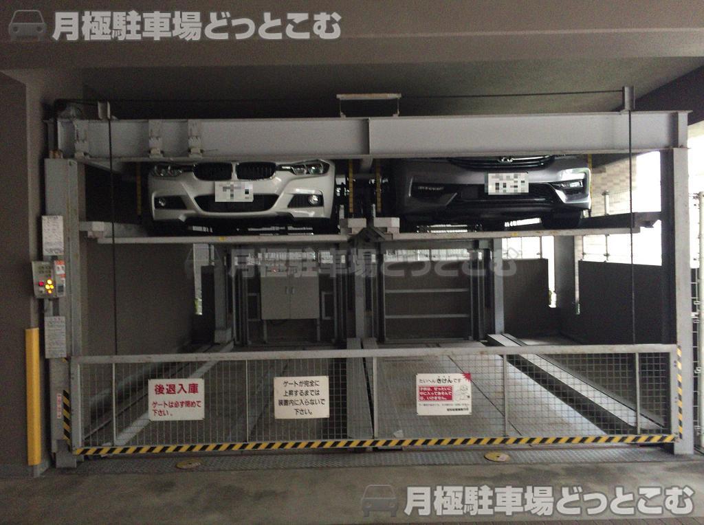 大阪市福島区福島3-6-9の月極駐車場3