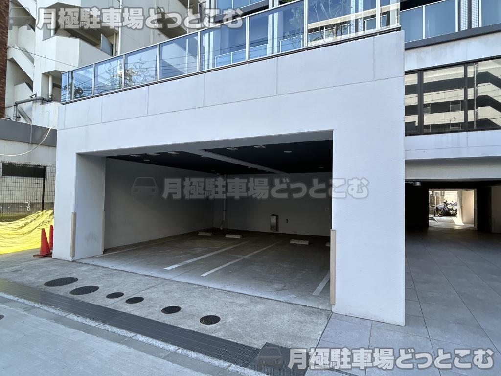 北区東十条2丁目14-13の月極駐車場2