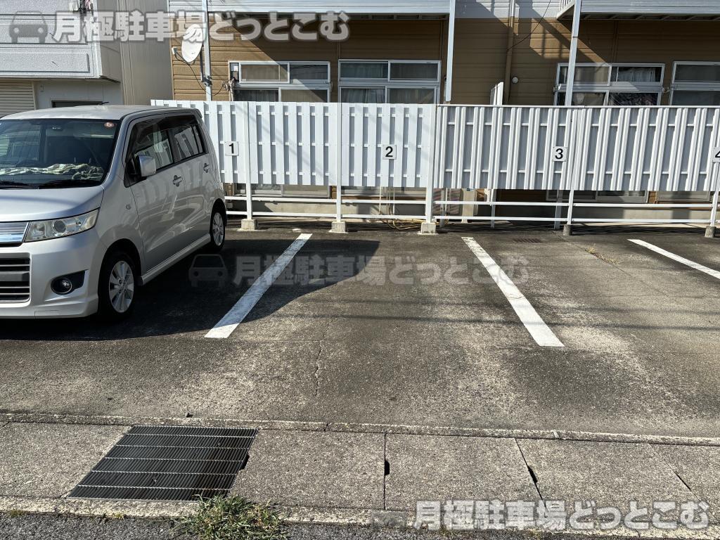 名古屋市中村区横前町550の月極駐車場6