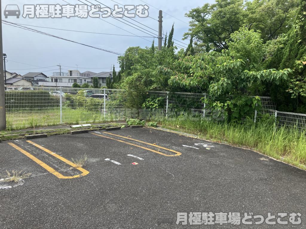福岡市城南区金山団地の月極駐車場6