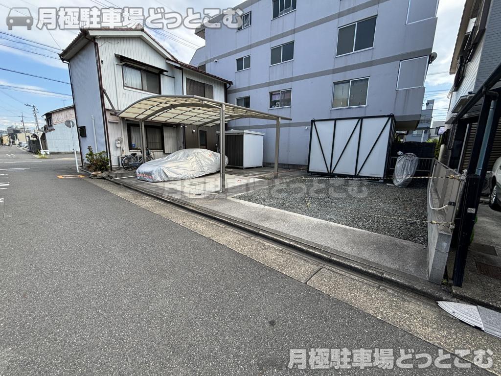 名古屋市中川区柳島町6丁目56番1の月極駐車場3