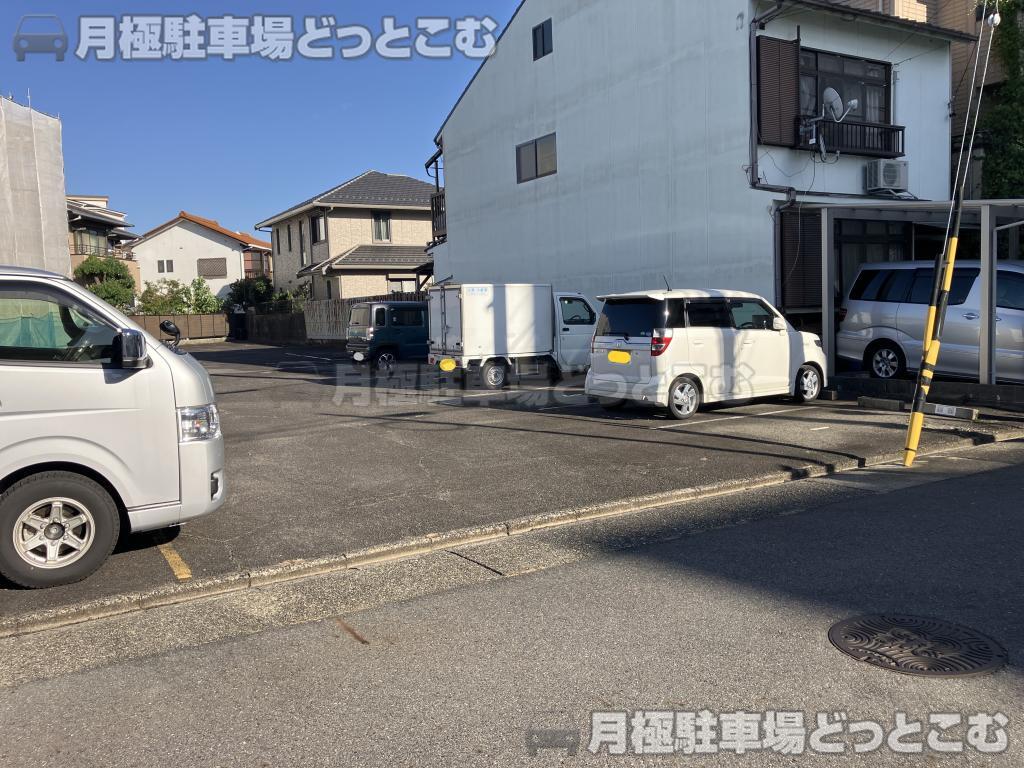 名古屋市昭和区永金町2丁目23.24.25の月極駐車場4