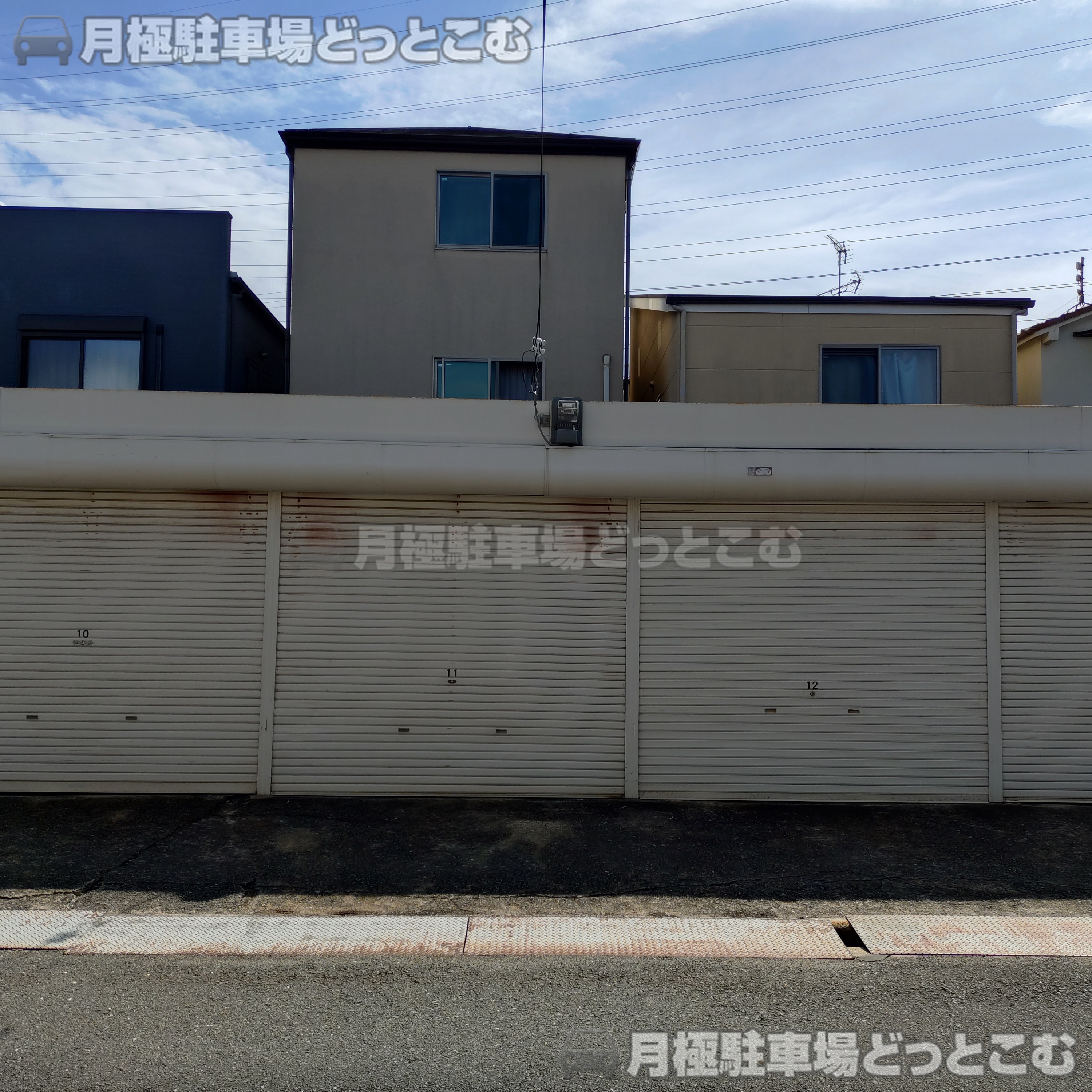 大阪市鶴見区安田4丁目3-25の月極駐車場2