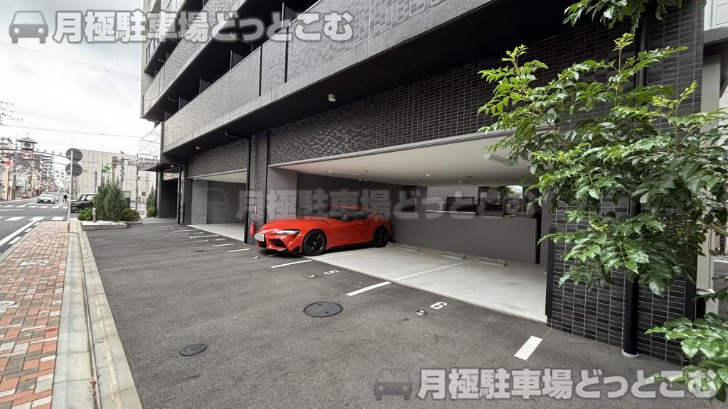 名古屋市中村区太閤通5丁目22の月極駐車場3