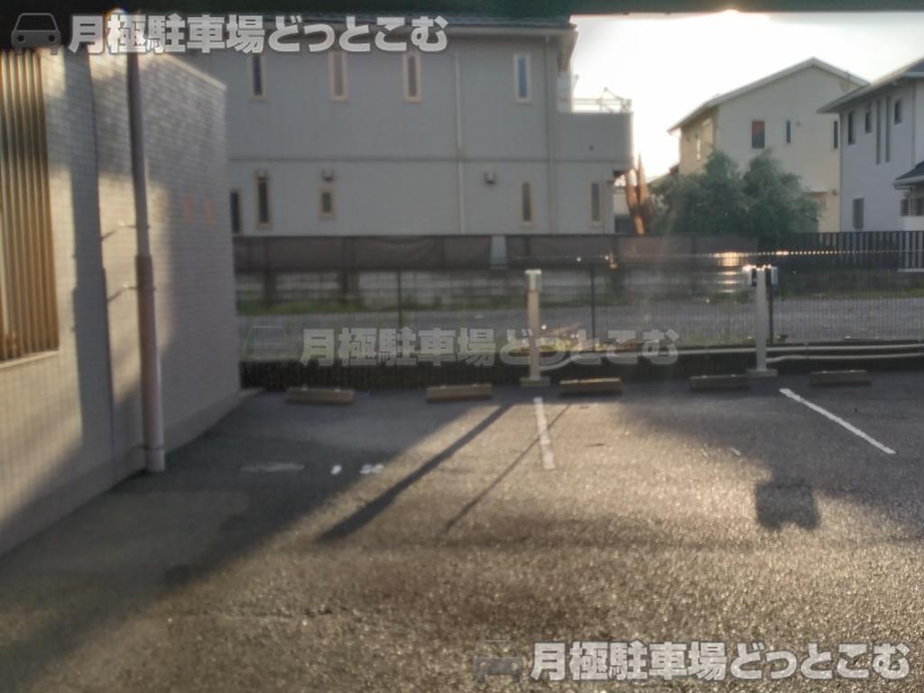 名古屋市西区五才美町19の月極駐車場4