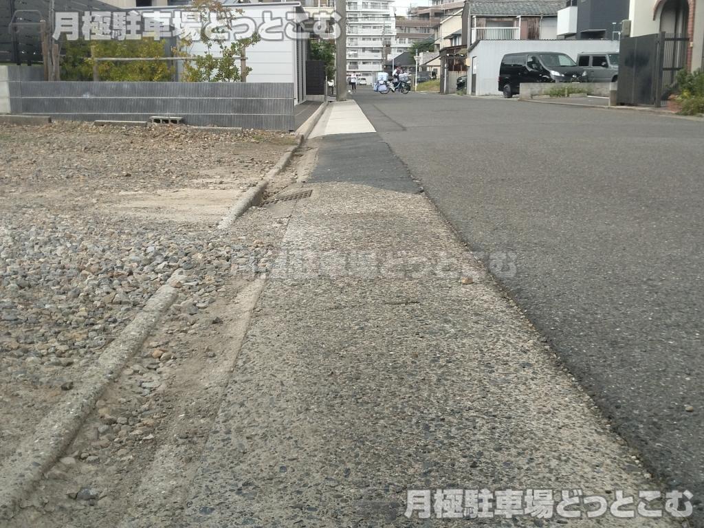 名古屋市中村区宿跡町2丁目30の月極駐車場7