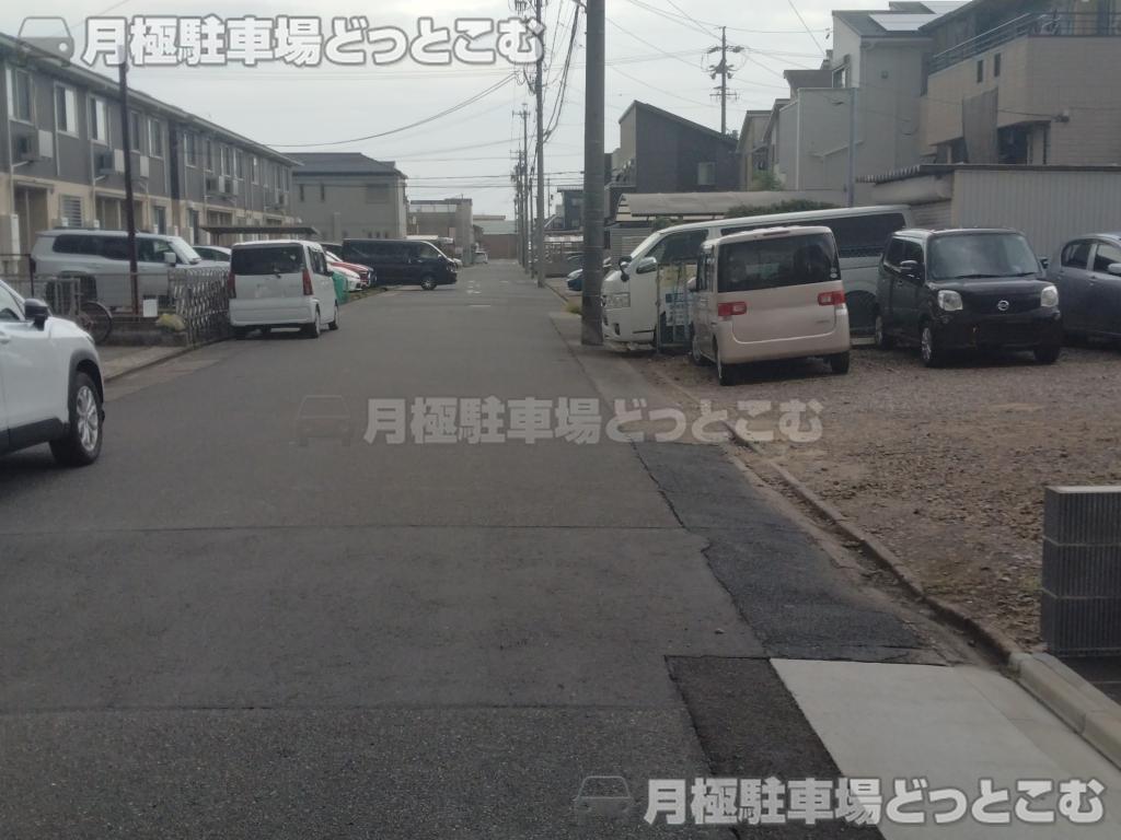 名古屋市中村区宿跡町2丁目30の月極駐車場8
