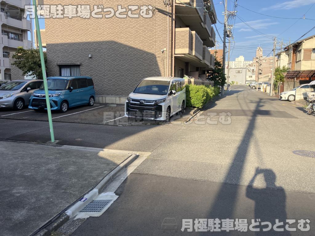 名古屋市北区八龍町1丁目20の月極駐車場4