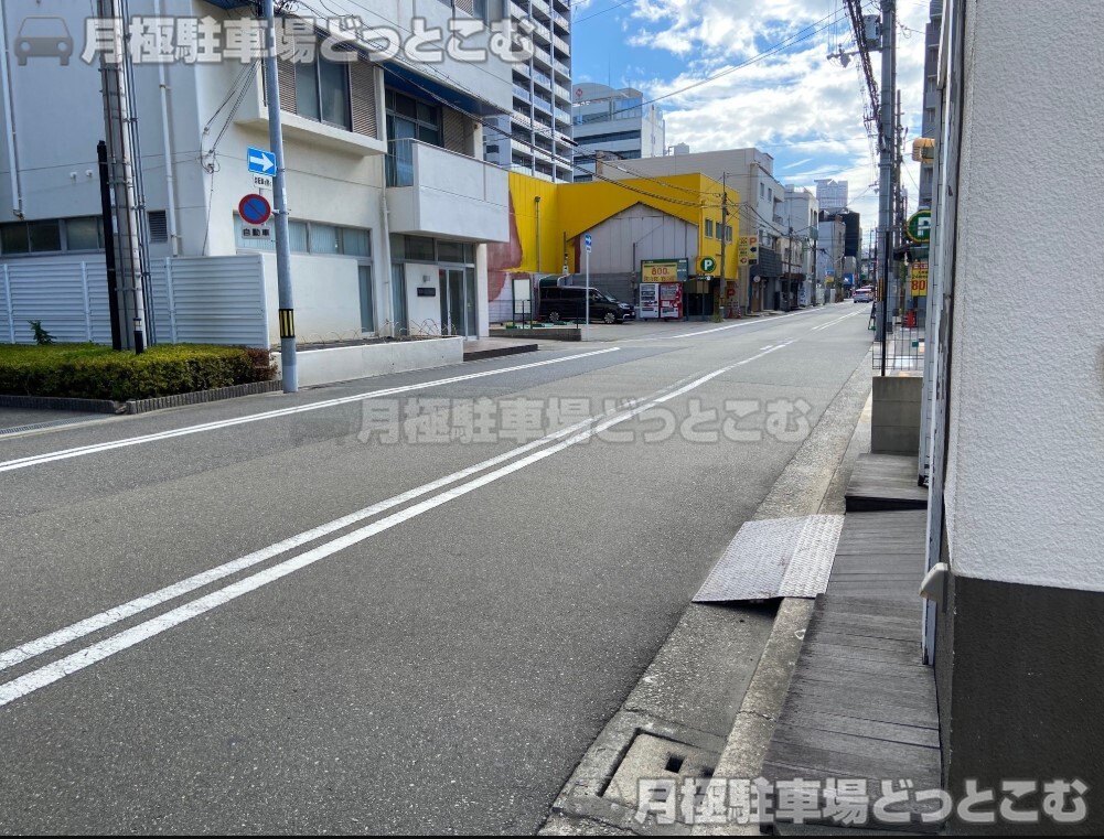 堺市堺区南花田口町2丁62番1の月極駐車場5