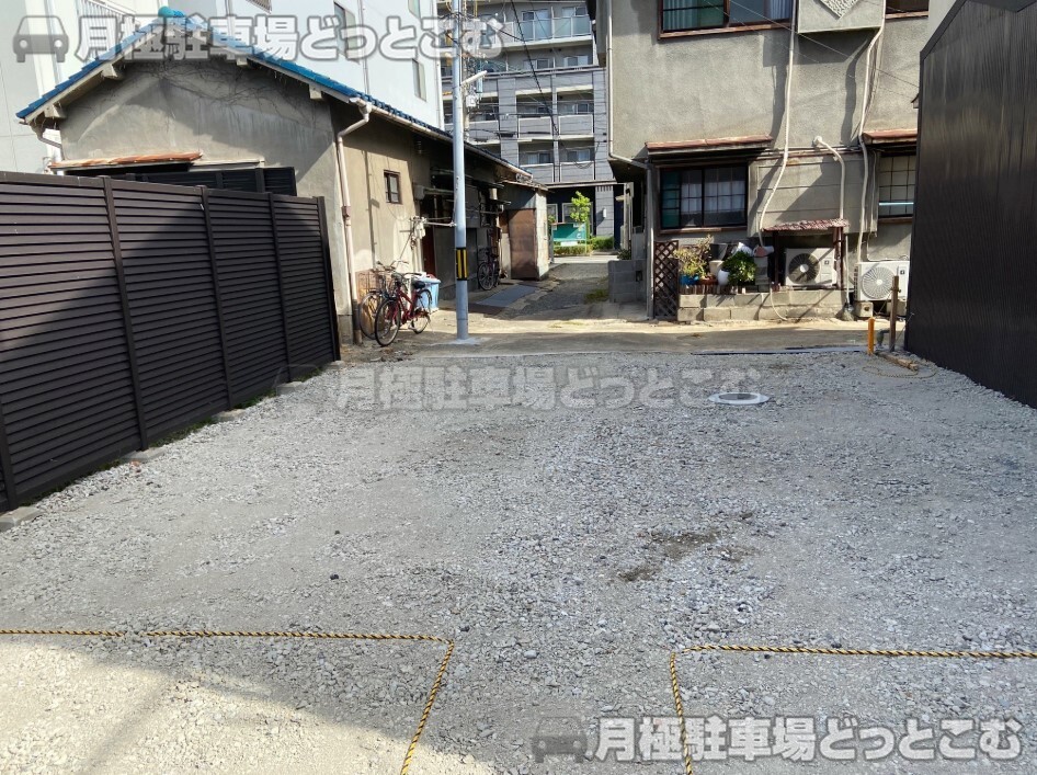 堺市堺区南花田口町2丁62番1の月極駐車場6