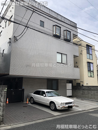文京区本駒込1-15-9の月極駐車場3
