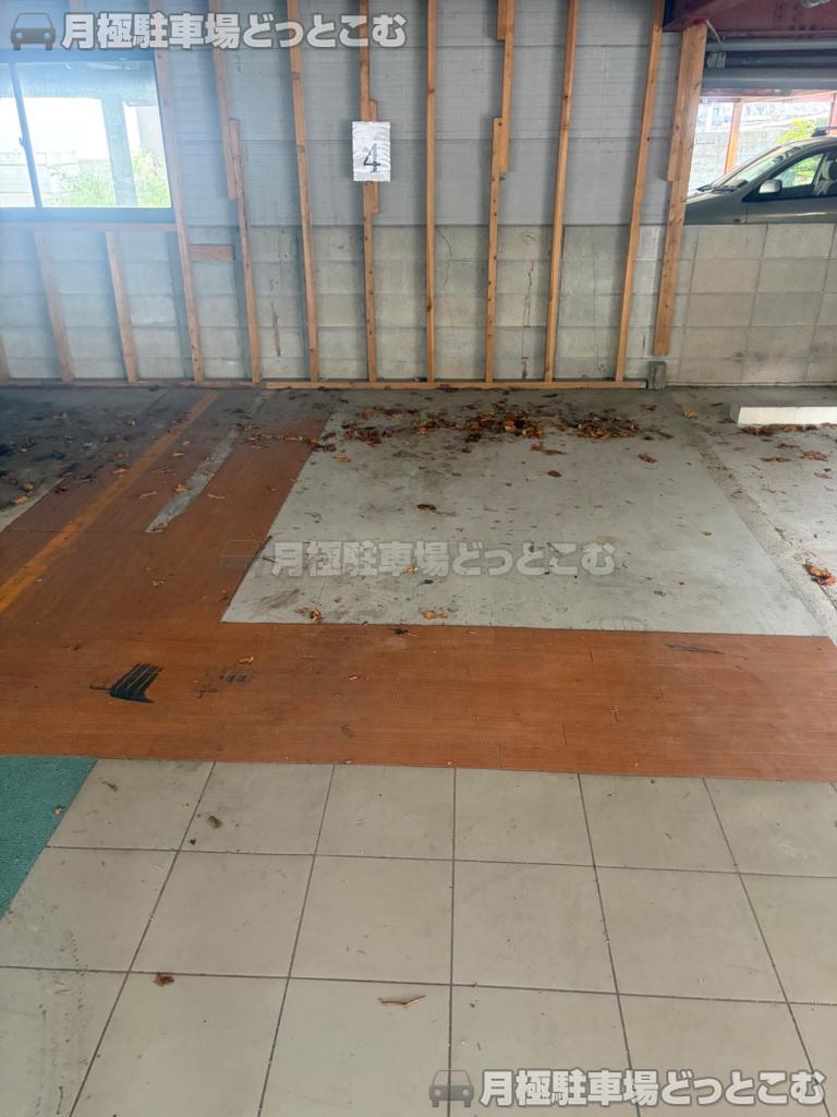長崎市大手1丁目1−57の月極駐車場3