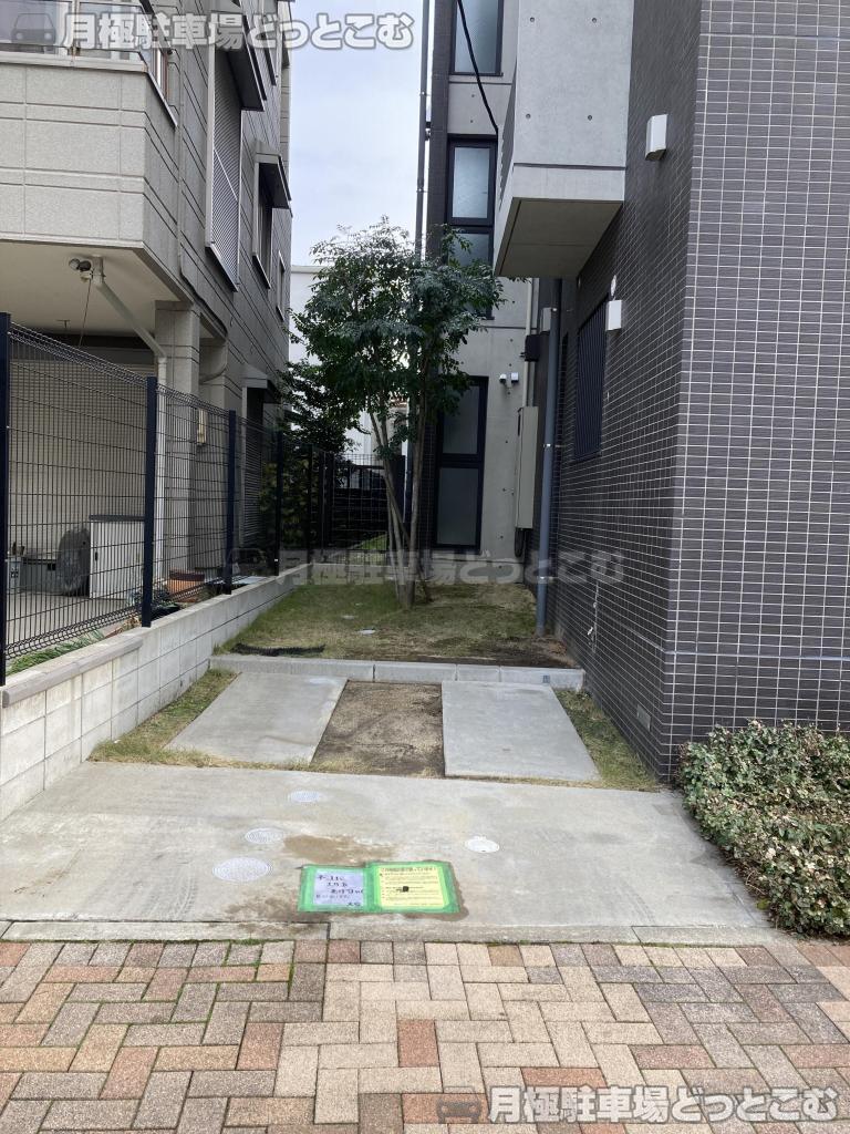 名古屋市昭和区恵方町3丁目3-1の月極駐車場1
