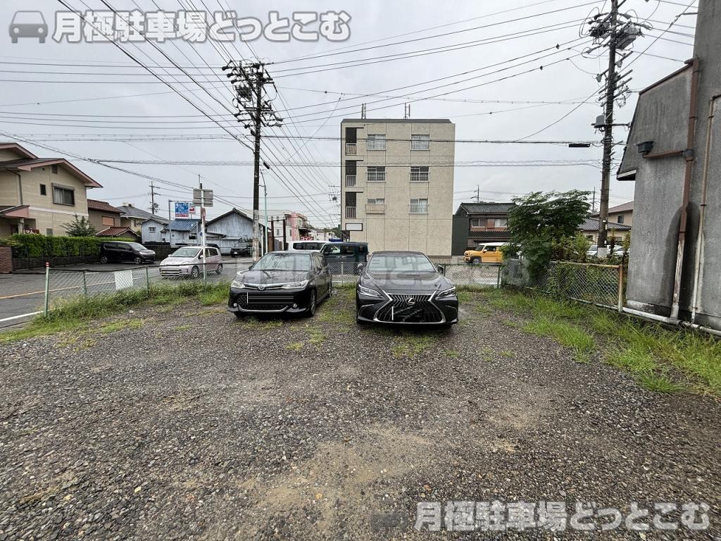 名古屋市緑区鳴海町中汐田214番の月極駐車場9