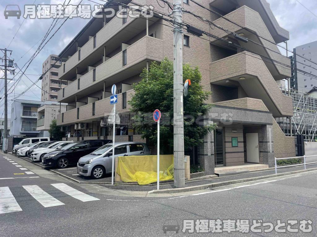 名古屋市名東区亀の井1丁目 11ー2の月極駐車場4