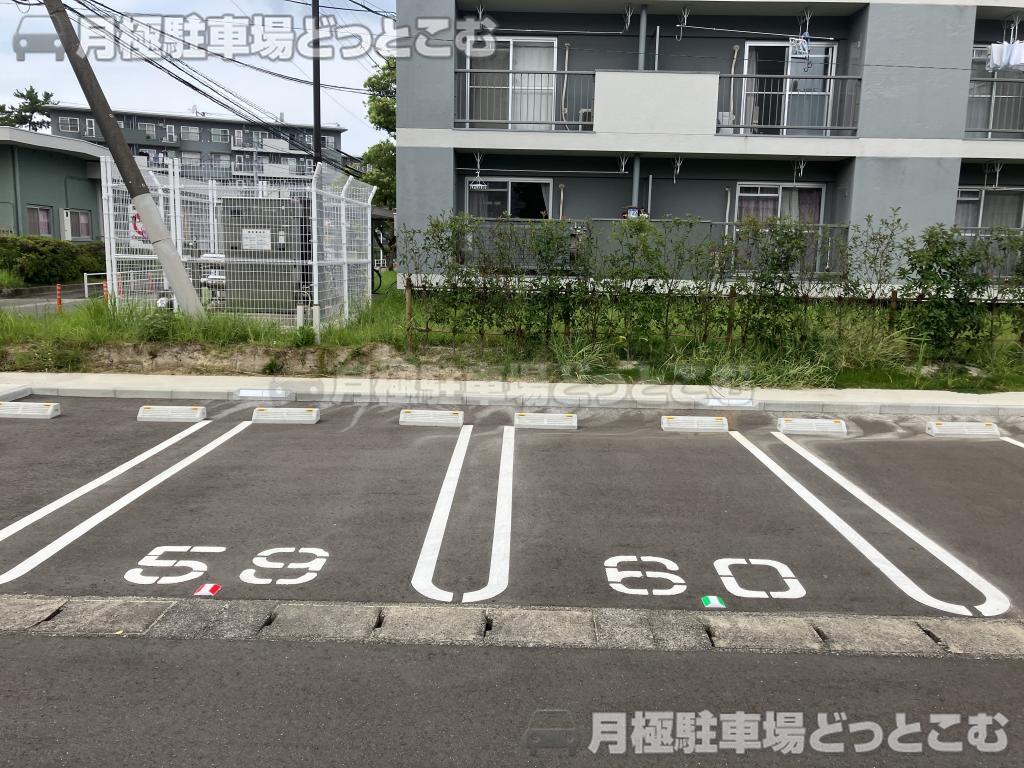 福岡市南区長住3丁目35の月極駐車場3