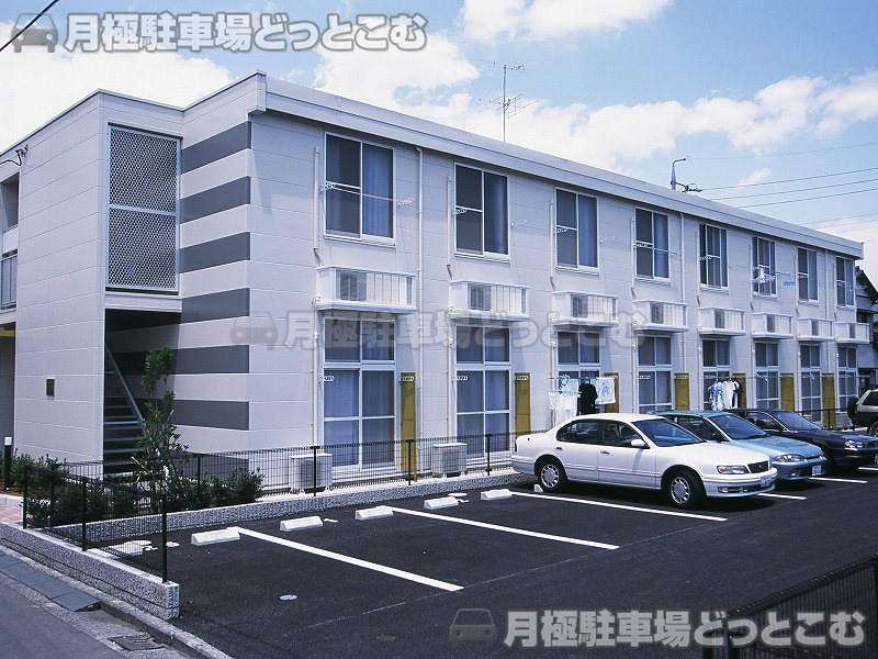 静岡市清水区駒越北町7－24の月極駐車場1