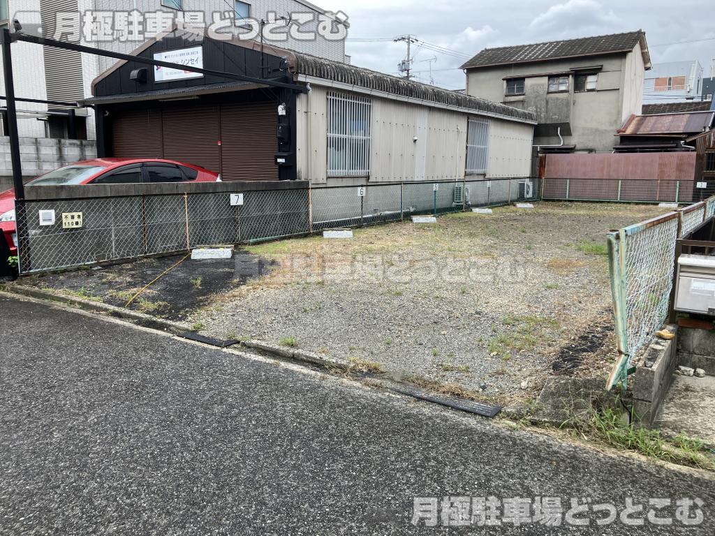 名古屋市瑞穂区内方町2丁目42番2の月極駐車場2