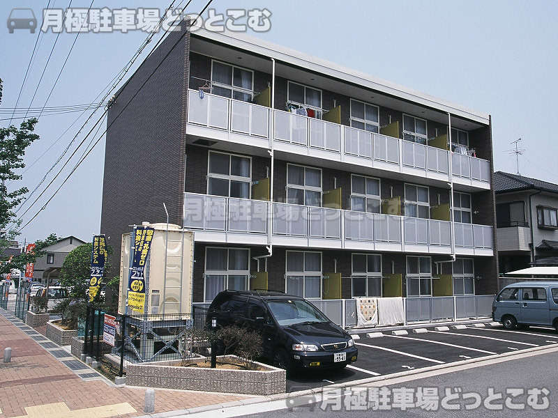 泉佐野市日根野7236の月極駐車場1