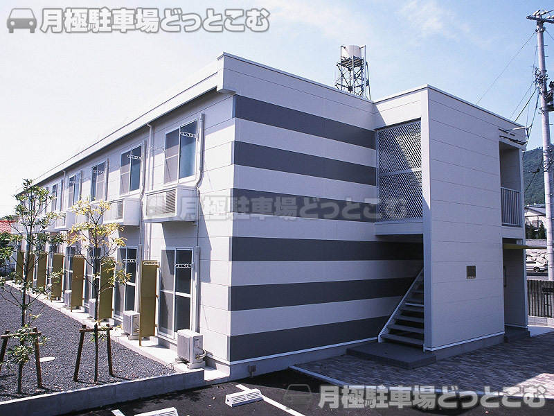 高松市屋島中町475－1の月極駐車場2
