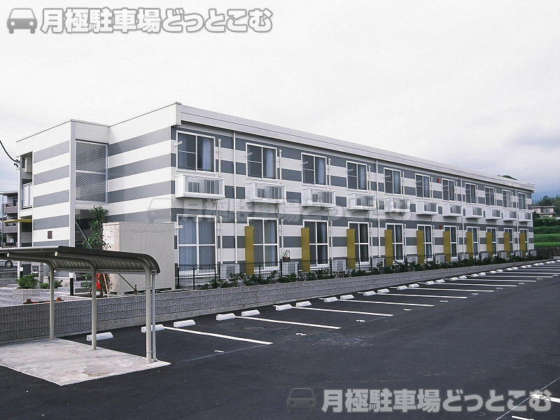 富士宮市小泉706－3の月極駐車場1