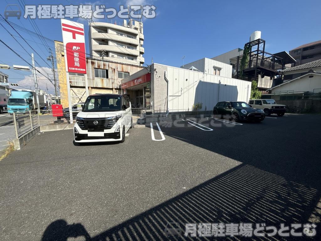 名古屋市中川区中野本町1丁目40番の月極駐車場7