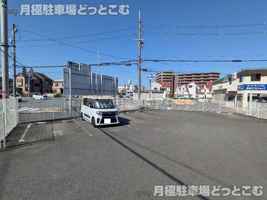 交野市星田北4丁目38−7の月極駐車場1