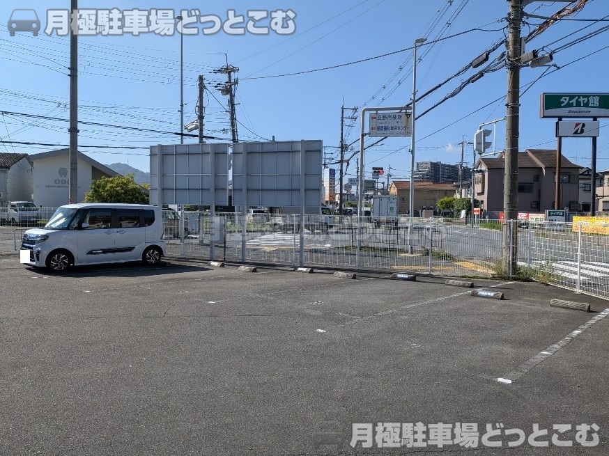 交野市星田北4丁目38−7の月極駐車場2