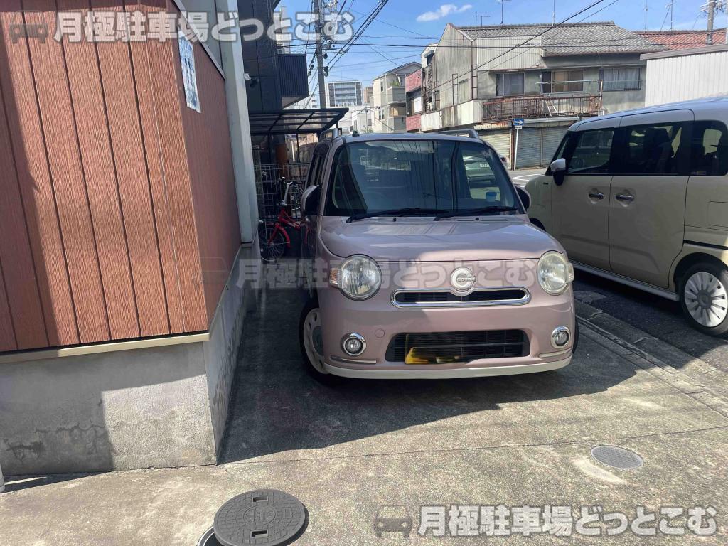 名古屋市中村区城主町2丁目8の月極駐車場2