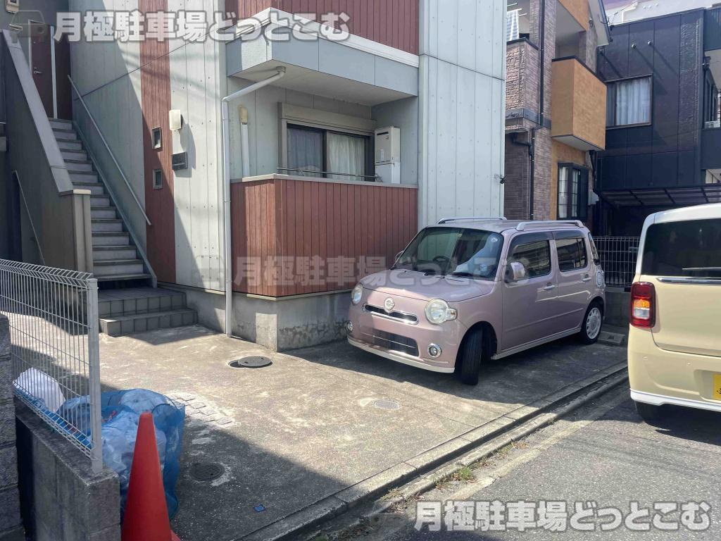 名古屋市中村区城主町2丁目8の月極駐車場3