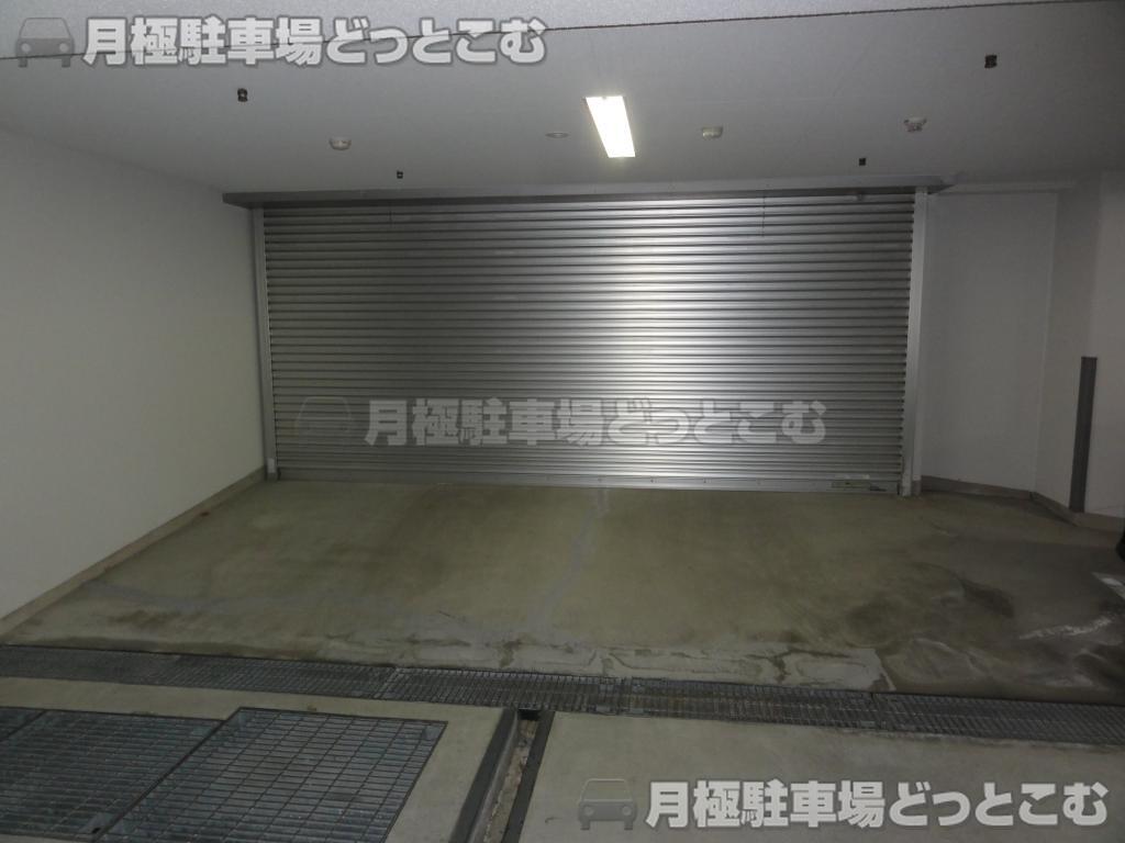 西宮市松園町6-5の月極駐車場2