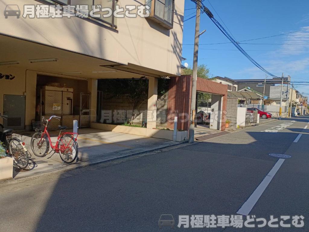 堺市堺区浅香山町1丁5−幸マンションの月極駐車場1