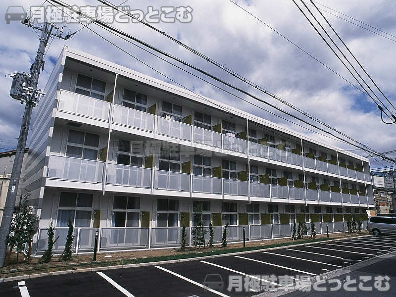 堺市堺区出島海岸通4－2－1の月極駐車場1