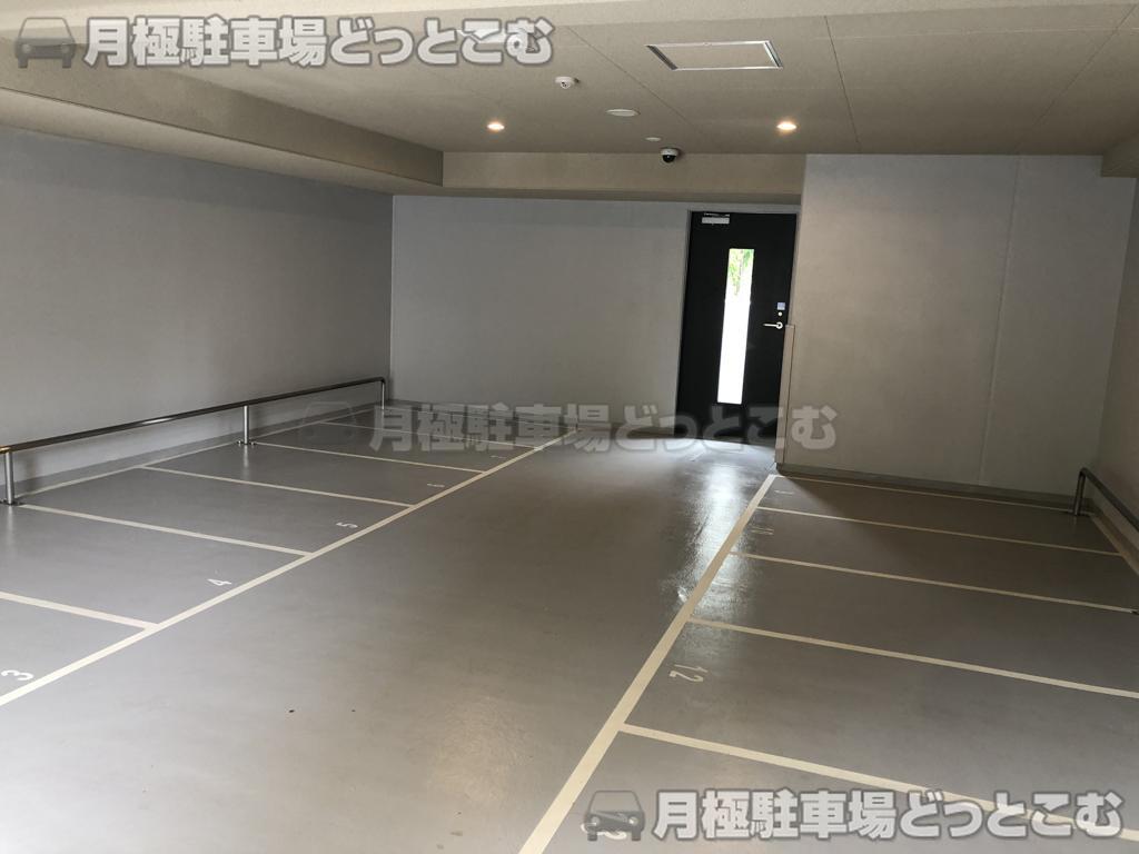 江東区佐賀2-1-15の月極駐車場1