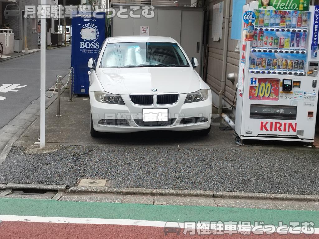 練馬区練馬1丁目21-6の月極駐車場1