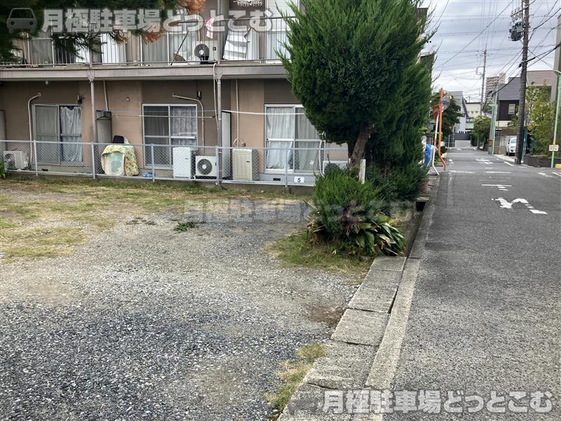 名古屋市千種区猫洞通3丁目7-7の月極駐車場2