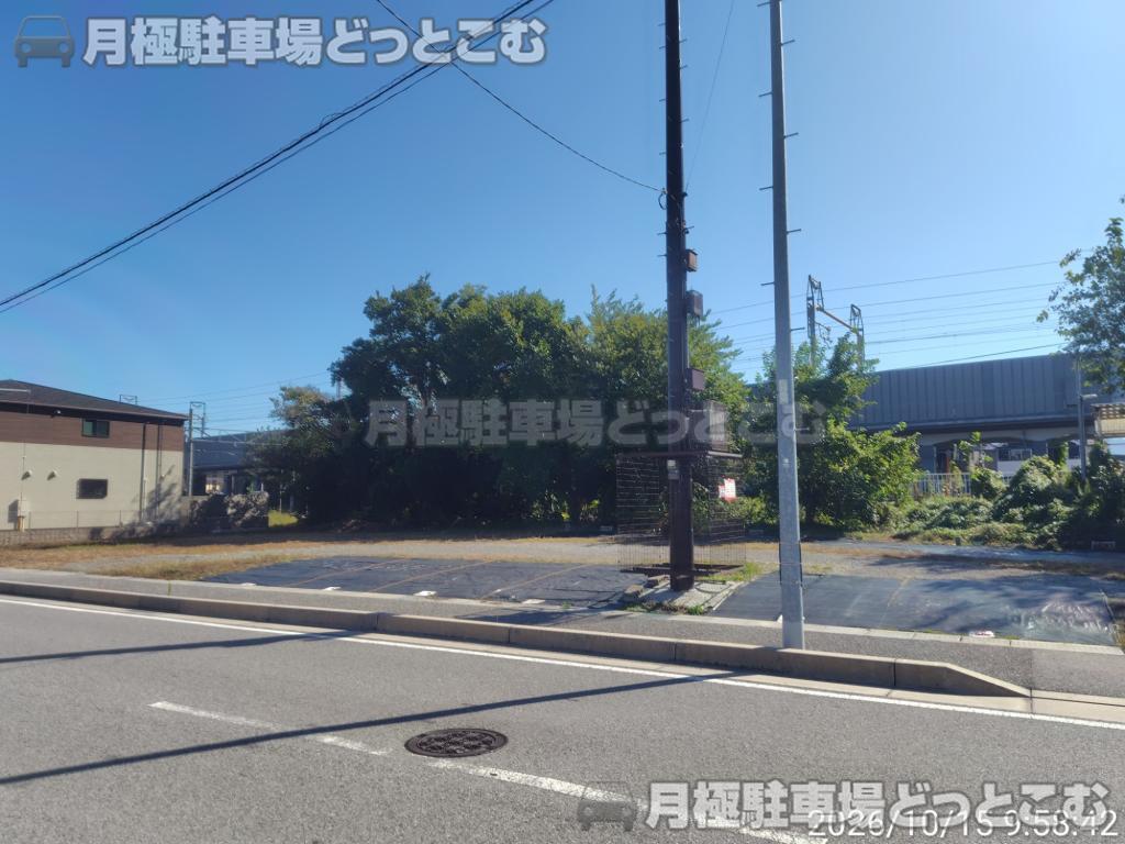 愛知郡愛荘町市897−2の月極駐車場2