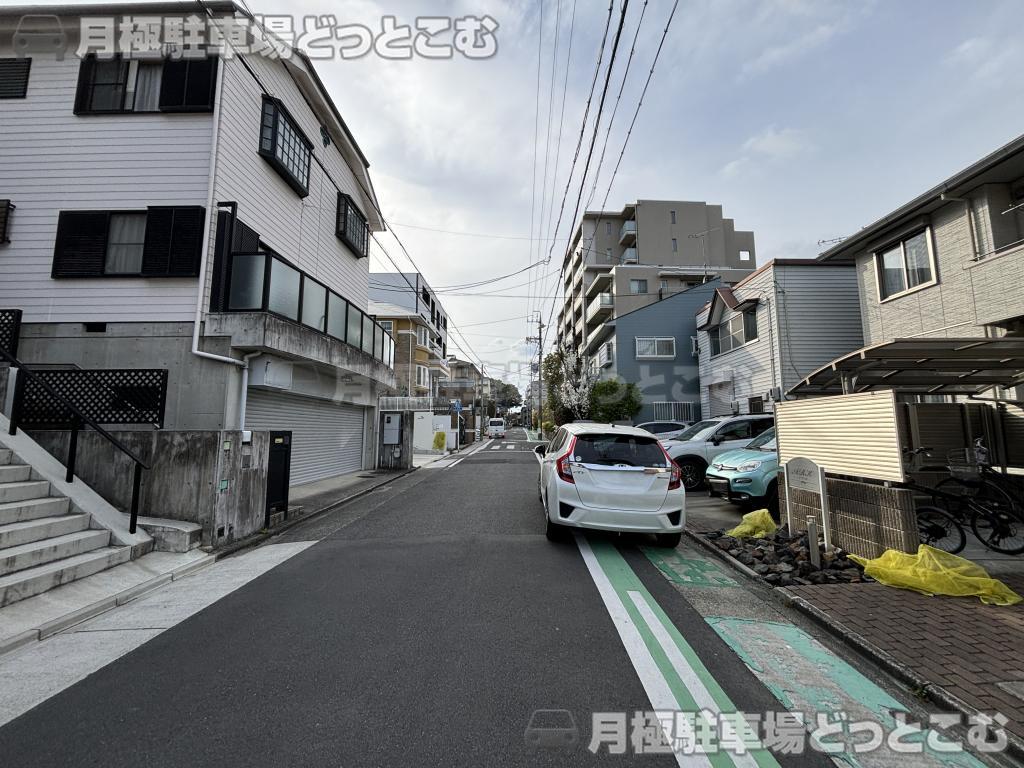 名古屋市昭和区川名町6丁目27-2の月極駐車場5