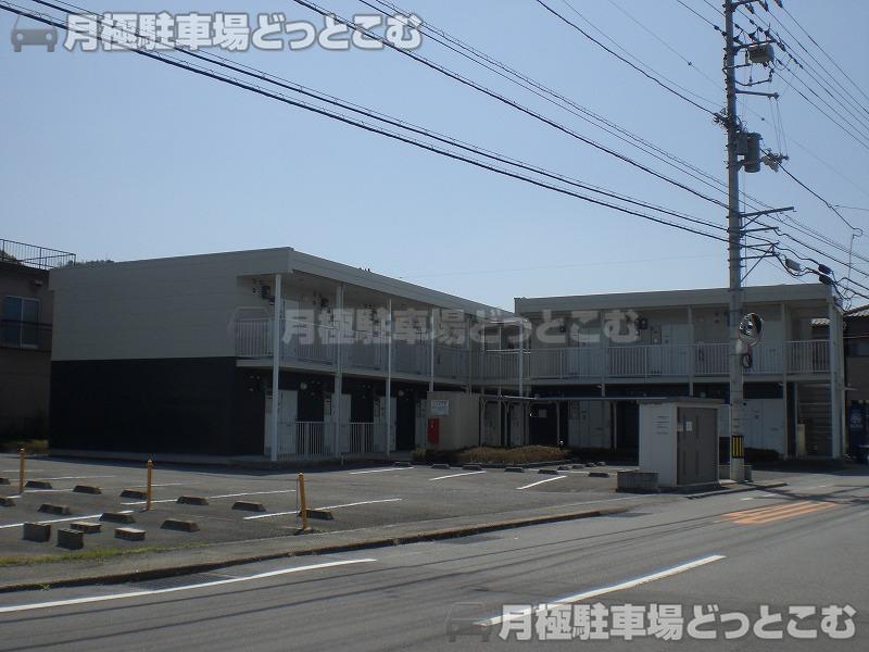 徳島市名東町3－401の月極駐車場1