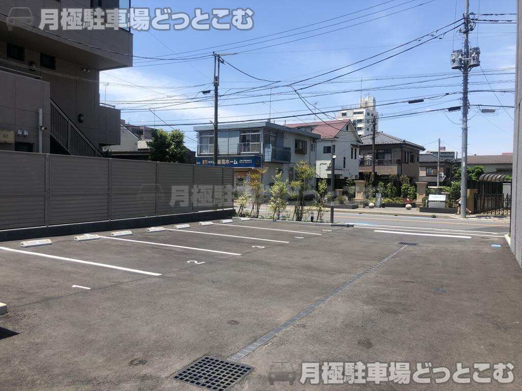 松戸市松戸1115-11の月極駐車場2