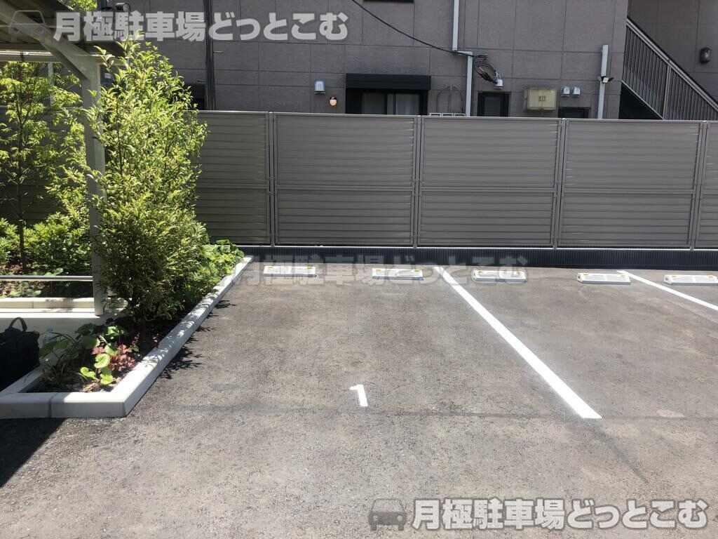 松戸市松戸1115-11の月極駐車場3