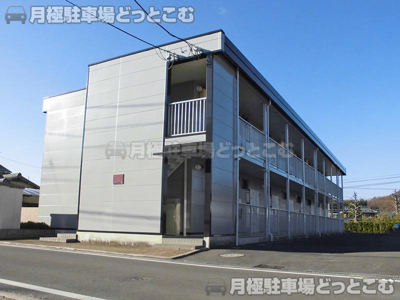 高松市牟礼町大町1398の月極駐車場1