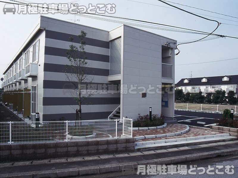 東金市南上宿32－8の月極駐車場2