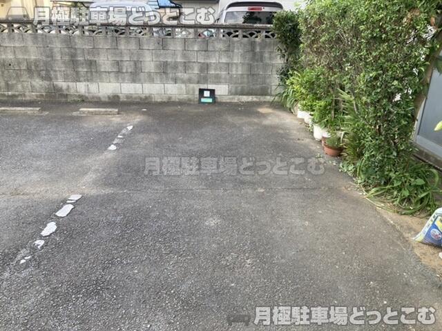 松戸市下矢切73-3の月極駐車場3