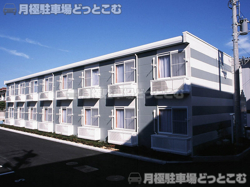 板野郡北島町鯛浜川久保62－1の月極駐車場2