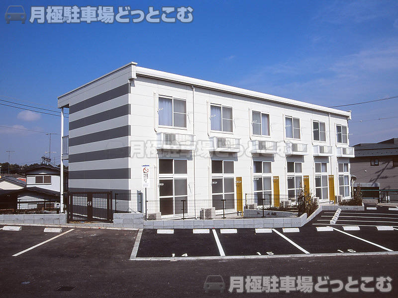 伊勢原市東大竹726－6の月極駐車場1